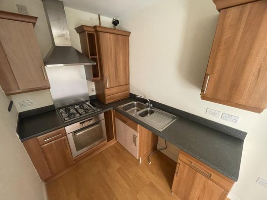 2 bedroom flat to rent - Photo 1