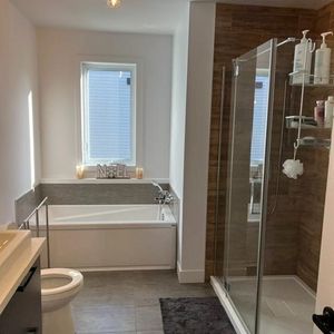 Magnifique 5 et demi disponible 1 avril - Photo 2