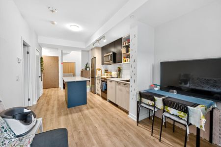 For Lease - 2300 St Clair Avenue Unit# 813, Toronto, Ontario - Photo 4