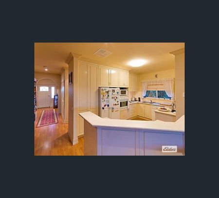 377 Amatex Street, East Albury, NSW 2640 - Photo 4