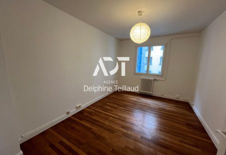 Appartement T4 à GRENOBLE - Photo 3