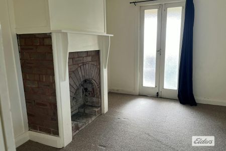 Charming Country Farmhouse Less Than 10 Minutes to Moruya! - Photo 2