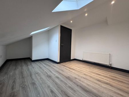 3 bedroom maisonette to rent - Photo 5