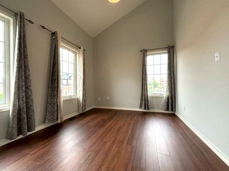 For Lease - 15 Adam Oates Heights, Toronto, Ontario - Photo 5