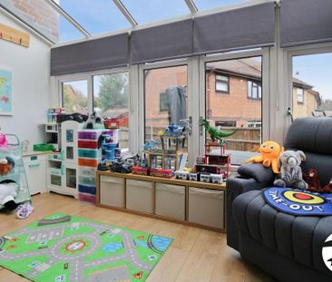 5 bedroom detached house to rent - Photo 2