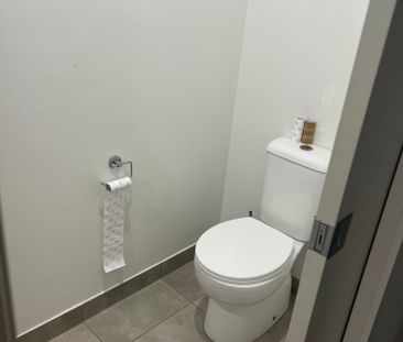 Springvale - Photo 2