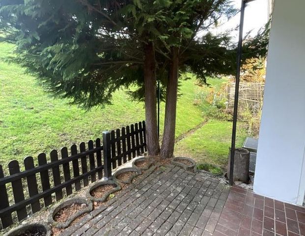 Demnächst frei! 4-Zimmer-Wohnung mit Terrasse und neuen Badezimmer in Plettenberg - Foto 1