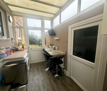2 bedroom semi-detached bungalow to rent - Photo 1