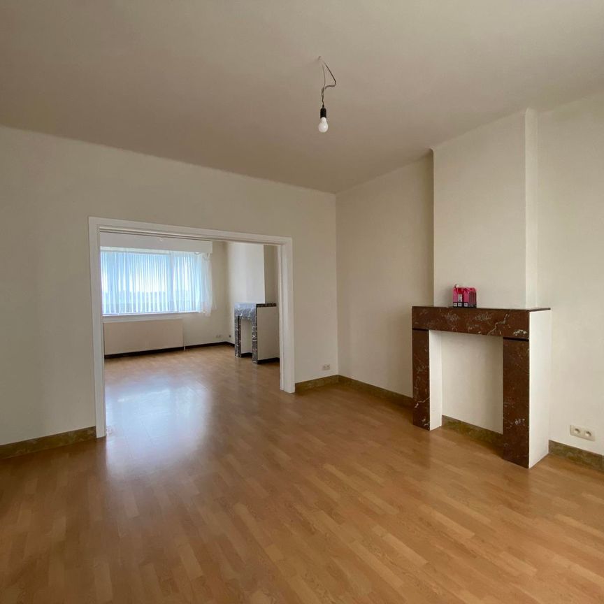 Ruime 4-gevelwoning met 4 slaapkamers en grote tuin. - Photo 1