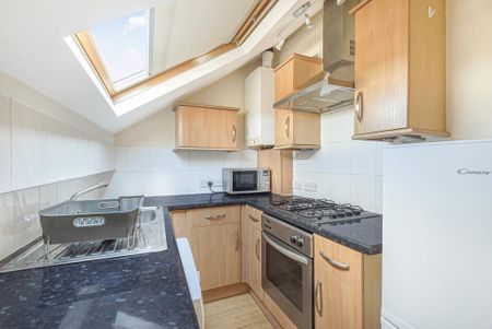 1 bedroom flat to rent - Photo 4