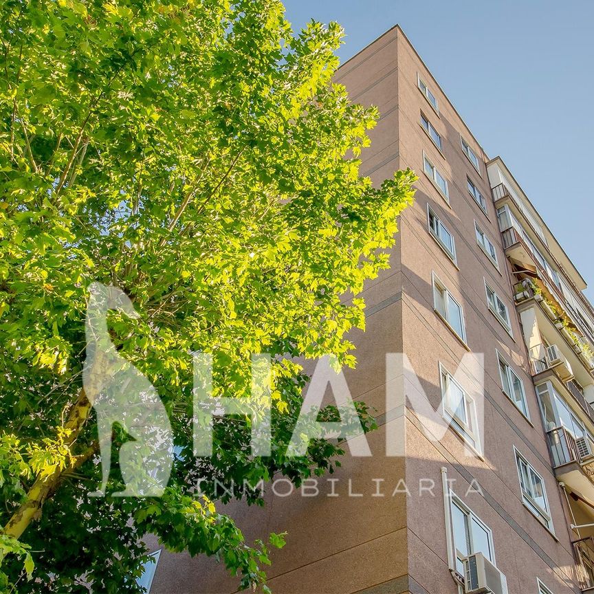 Habitación - Madrid - Alameda de Osuna - 480€ MES - Ref. RYN-AHCG1123 - Photo 1