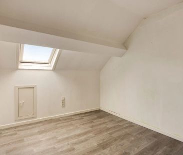 Instapklaar duplexappartement met 3 slpk. en aparte inkom nabij cen... - Photo 1