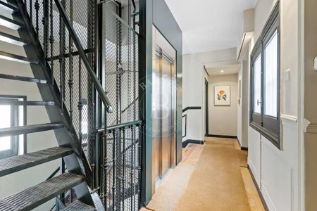 Madrid, Community of Madrid 28001 - Photo 2