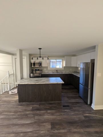 For Lease - 5072 University Avenue, Niagara Falls, Ontario - Photo 2