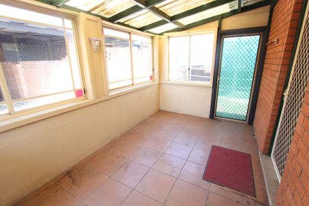 Walking Distance to Warwick Farm Station - Photo 5