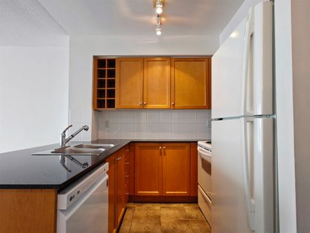 For Lease - 210 Victoria Street Unit# 2305, Toronto, Ontario - Photo 4