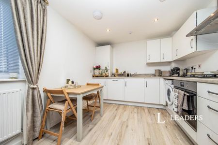 2 bedroom flat to rent - Photo 4