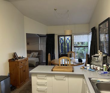 2 Bedroom delight in Richmond - Photo 4