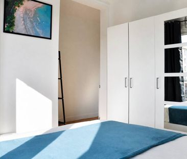 Spacieux appartement situé dans un quartier résidentiel - Photo 5