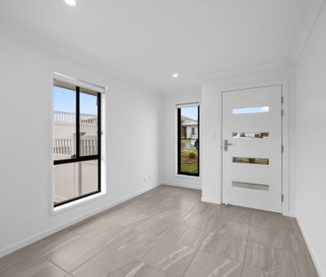 2/30 Auburn Crescent, Ripley QLD 4306 - Duplex For Rent | Domain - Photo 5