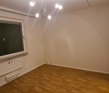 Åkerbyvägen, Täby - Photo 3