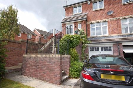 7 Windsor Drive, Miskin, Rhondda Cynon Taf - Photo 2