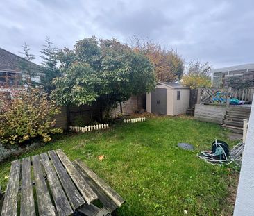 4 bedroom semi-detached house to rent - Photo 2