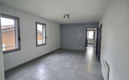Appartement à louer 3 pièces • 64,79 m 2 Marseille 4 - Photo 4
