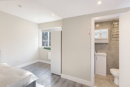 Studio Flat, Wandle Bank, CR0 - Photo 4