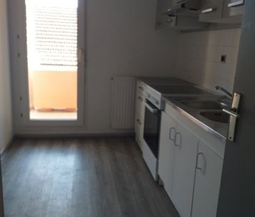 Location Appartement 2 pièces 47m² STE SAVINE 10300 - Photo 2