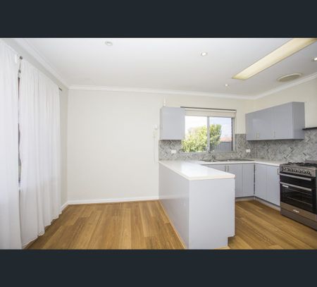5 Chappel Street, Dianella, WA 6059 - Photo 2