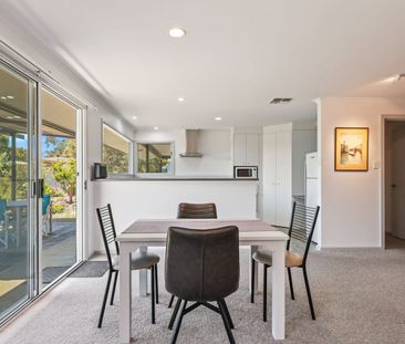 Spacious Family Home in a Quiet Goolwa North Pocket - Photo 4