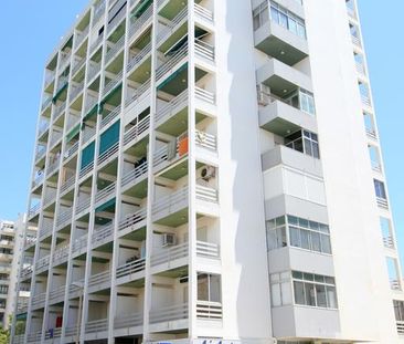 Apartamento T1+1 para Arrendamento em Quarteira - Frente à Praia - Photo 5