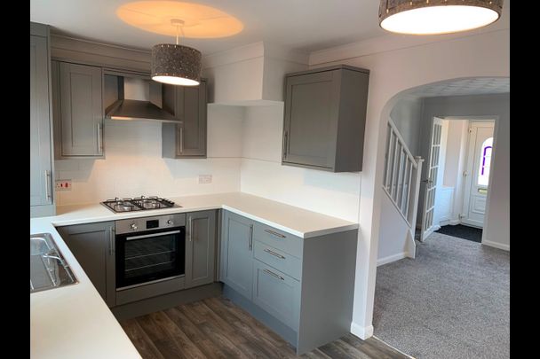 2 Bed Terraced House, Bessborough Road, CH43 - Photo 1