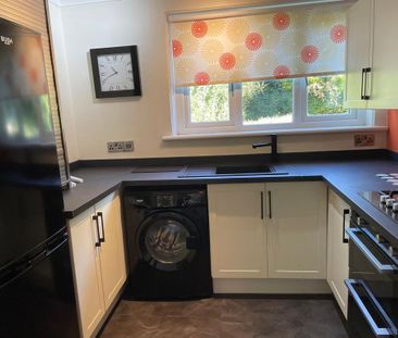 1 bedroom ground floor flat to rent - Photo 5