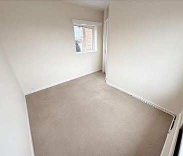 2 bedroom semi-detached house to rent - Photo 6