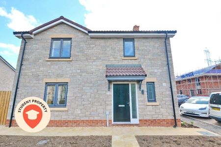 4 bedroom end of terrace house to rent - Photo 3