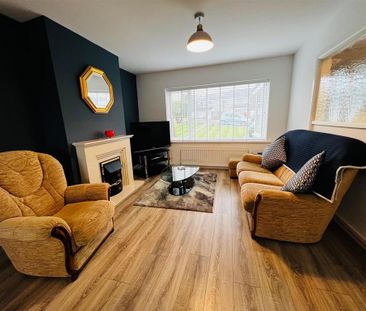 4 bedroom semi-detached house to rent - Photo 1