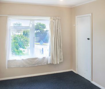 59 Momorangi Crescent, Redwood - Photo 6