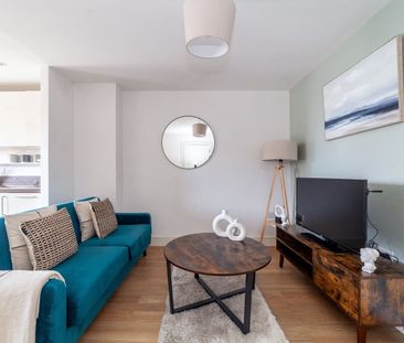 1 Bed Flat, Ivy Point, E3 - Photo 3