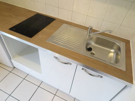 Location Appartement 2 pièces 47m² TOURNEFEUILLE 31170 - Photo 2