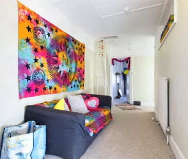 4 bedroom apartment to rent - Photo 5