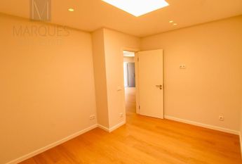 Apartamento T1+1 em Setúbal