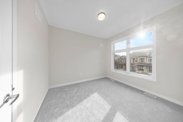 For Lease - 38 Singhampton Road, Vaughan, Ontario - Photo 1