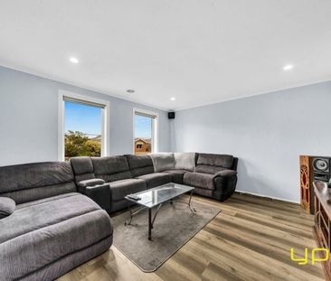 Comfortable Family Living in a Convenient Cranbourne Location - Photo 2