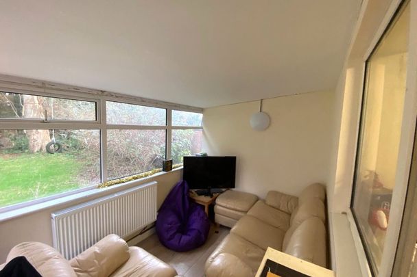 Buckingham Road - Photo 1