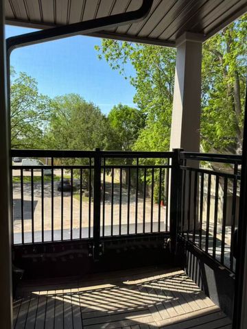 For Lease - 15100 Yonge Street Unit# 228, Aurora, Ontario - Photo 3