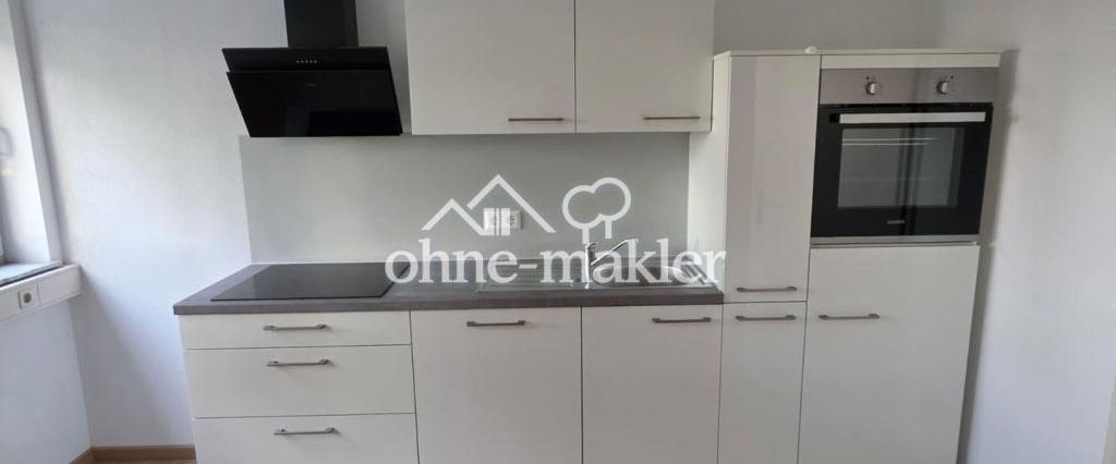 Moderne 2-Zimmer-Wohnung mit Balkon im Zentrum von Metzingen - Photo 1