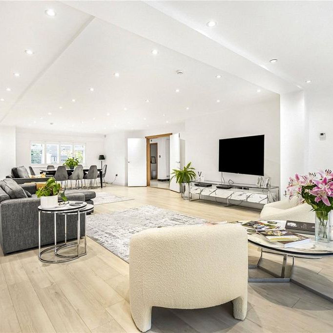 7 bedroom detached house to rent - Photo 1