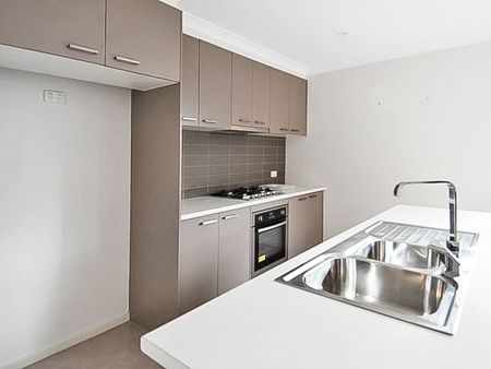 605 Kline Street, Canadian - Photo 2
